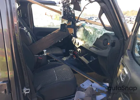 2024 Jeep Gladiator Mojave z USA, uszkodzony, nr VIN 1C6JJTEG0RL120795